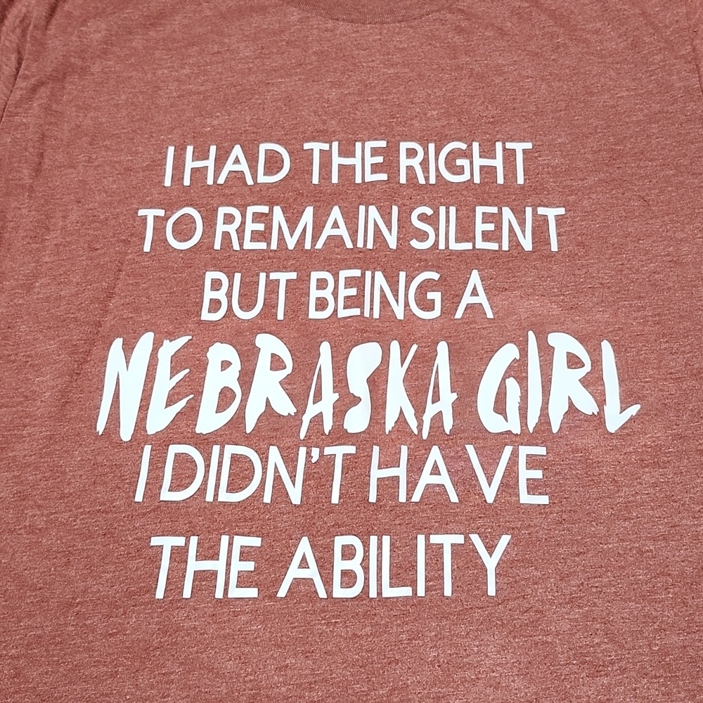BELLA-CANVAS FUNNY NEBRASKA CREW-NECK TEE-SHIRT SMALL